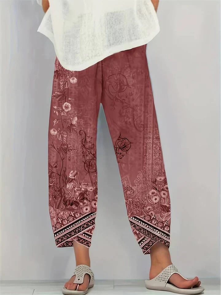 CLELIA – Pantaloni Capri Floreali