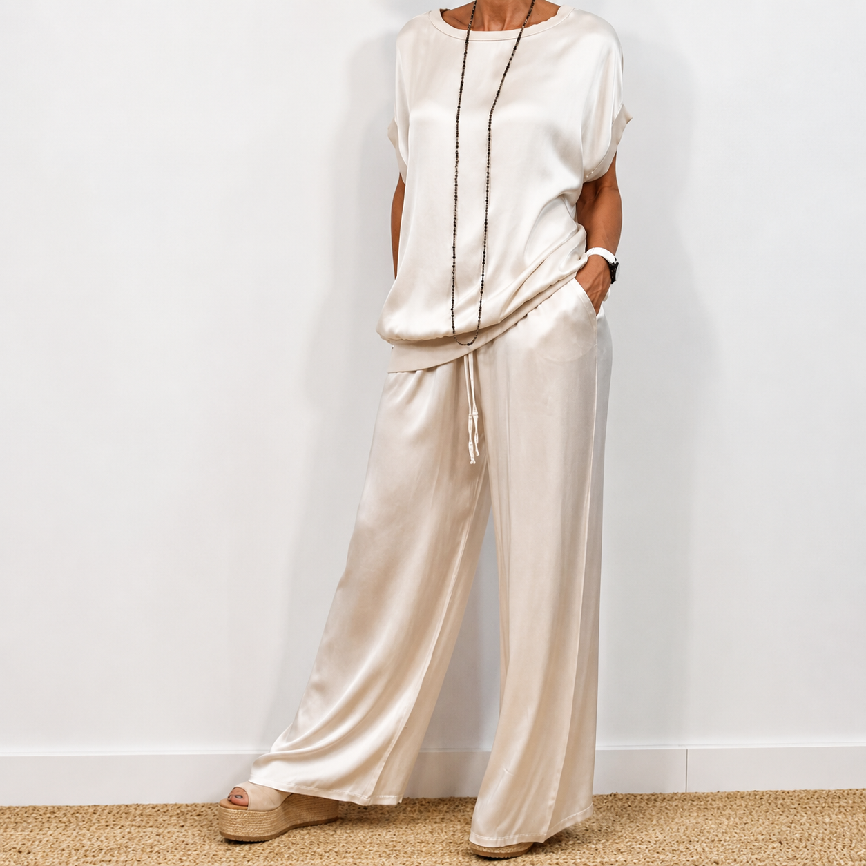 LUNETTA – Completo Elegante in Raso