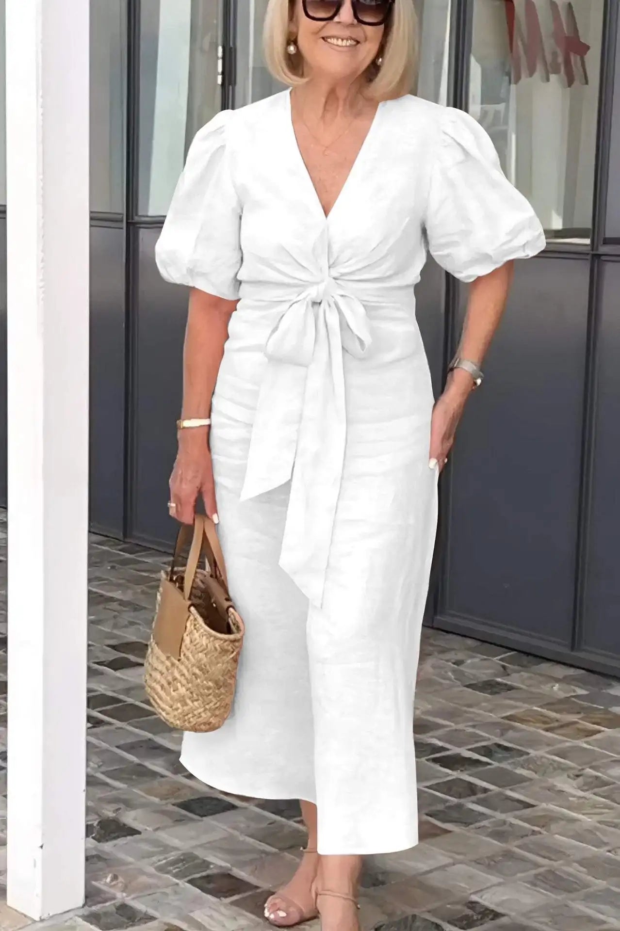 Stella - Elegant V-Neck Dress