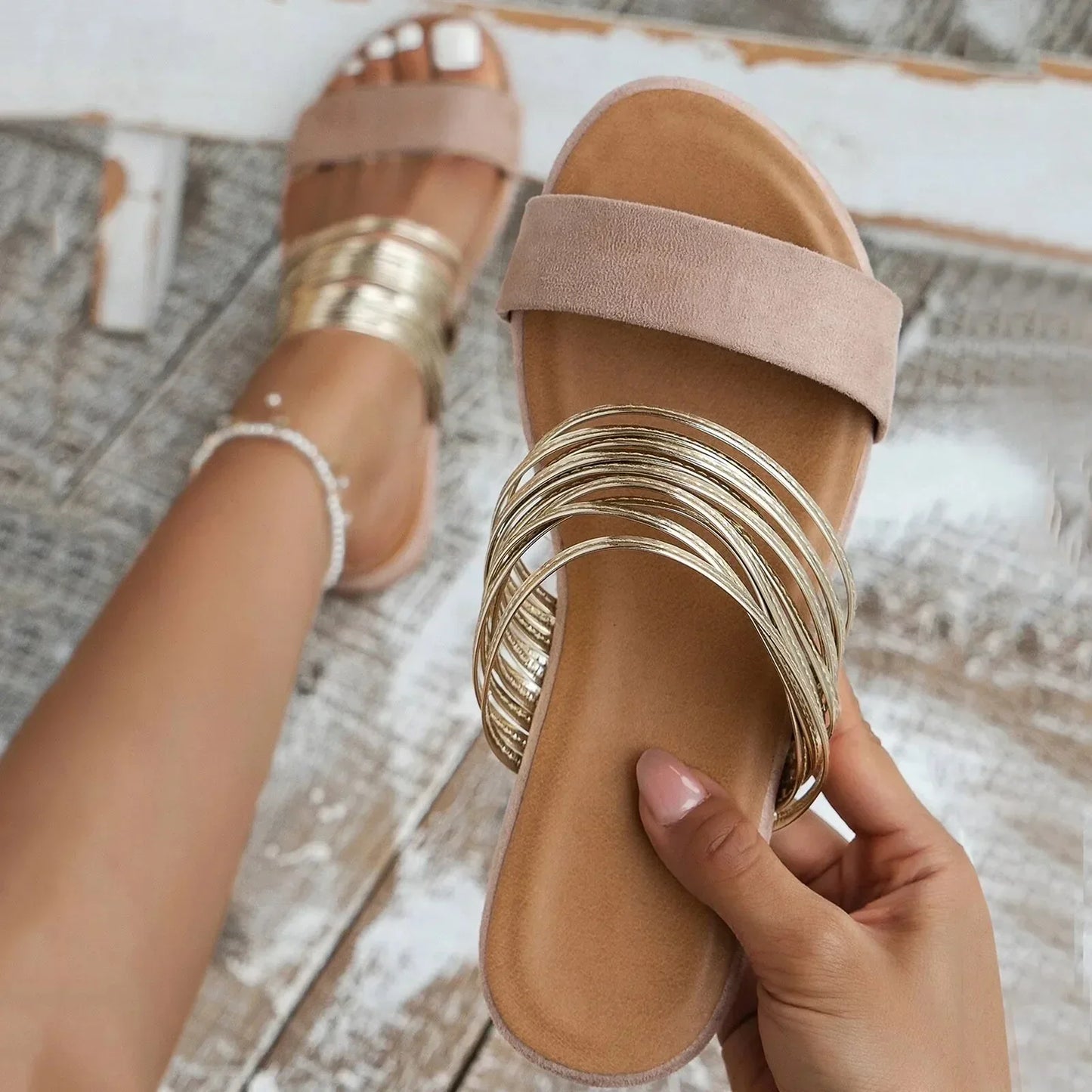 Bianca | Golden Oasis Sliders